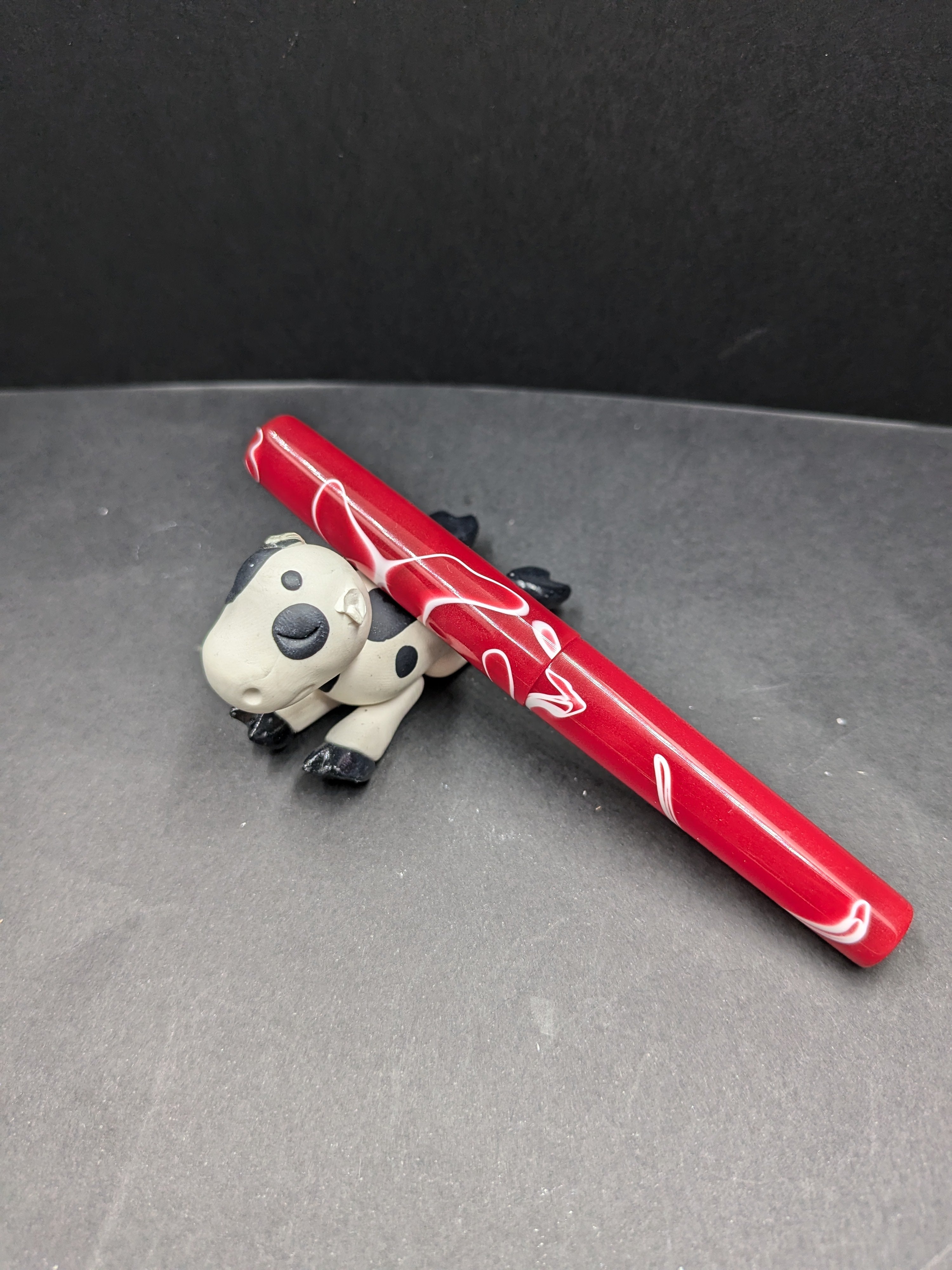 F14 - Taschenstift - Bexley material - Red and White – Hinze Pen