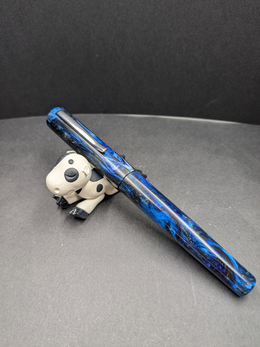 B24 - (Pasqualie) - Deep Blue Sea