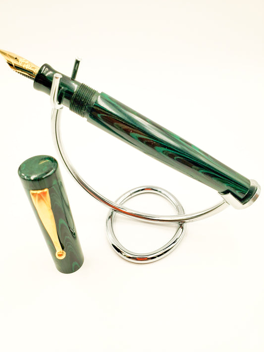 M615C - Black-Green Ebonite - JOWO 18K Gold Broad Nib