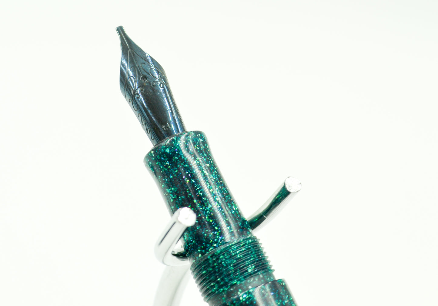 M834A - Teal honeycomb demonstrator with Ebonite accents - Jowo 1.1 two tone ( Black Ruthenium -Rhodium)