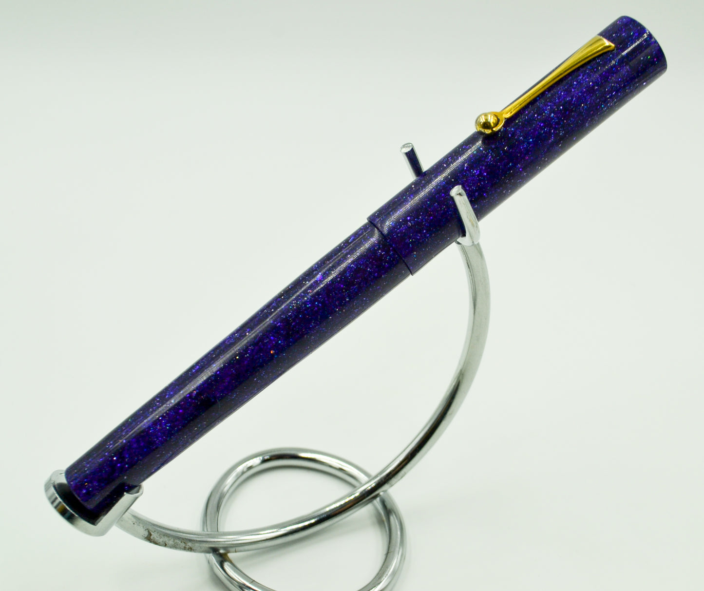 M414C - Purple Radiance Diamond Cast - Jowo 14kt Gold M nib