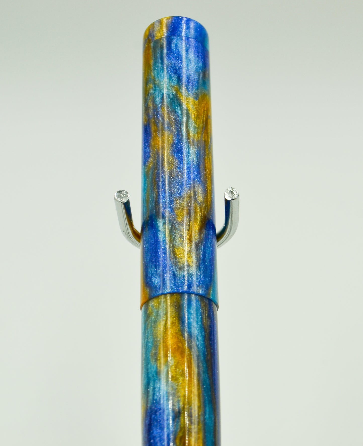 M414C - Blue Macaw Diamond Cast