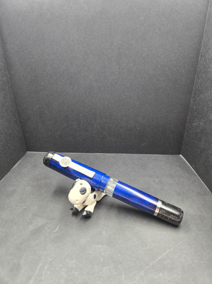 B46 - König - Sapphire blue w/black Trim