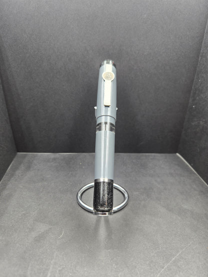 B46 - König - Battleship Grey w/Black trim