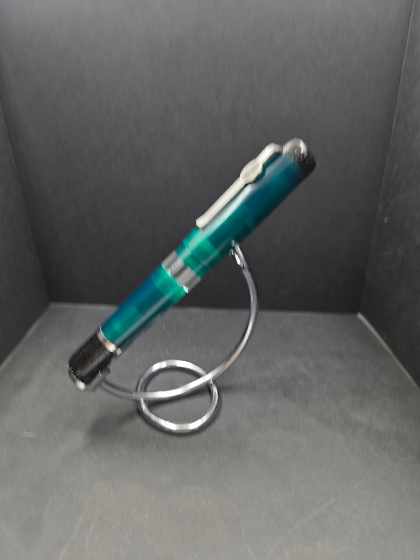 B46 - König - Translucent Forrest Green w/Black trim