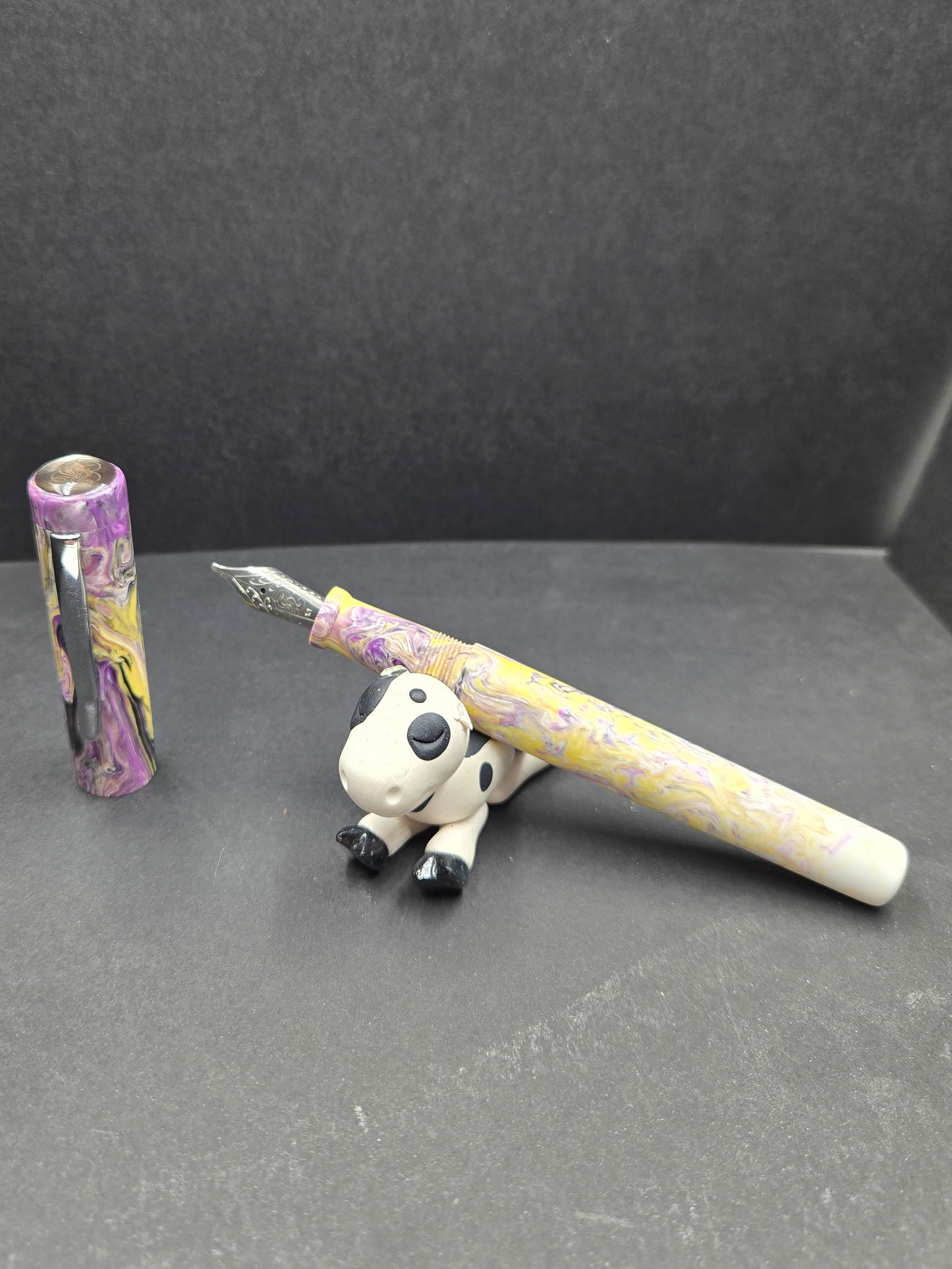 B24 - (Fountain Telling) - Lavender and Lemon