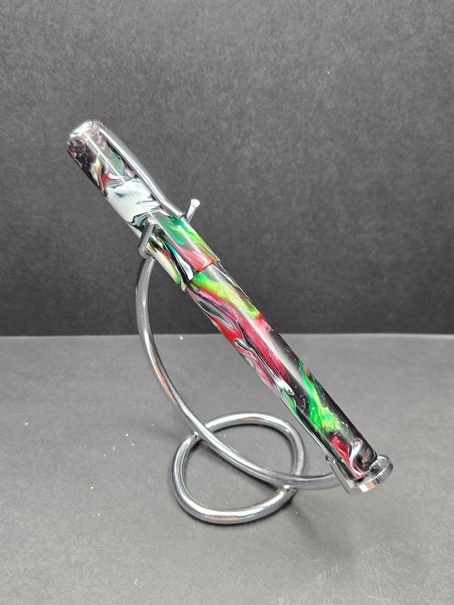 B24 - (Fountain Telling) - Rotten Watermelonw/clip