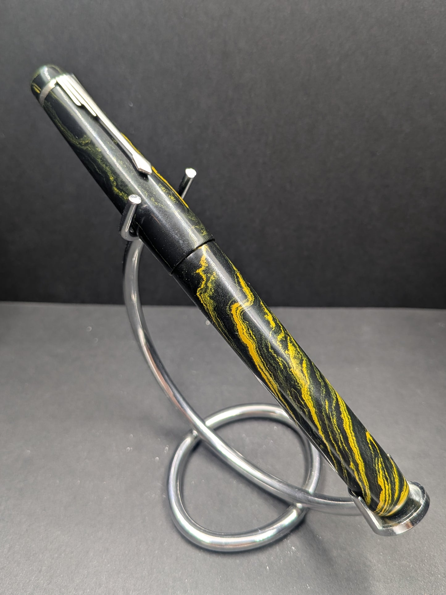 F24 - The Americana - Black and Yellow mottled