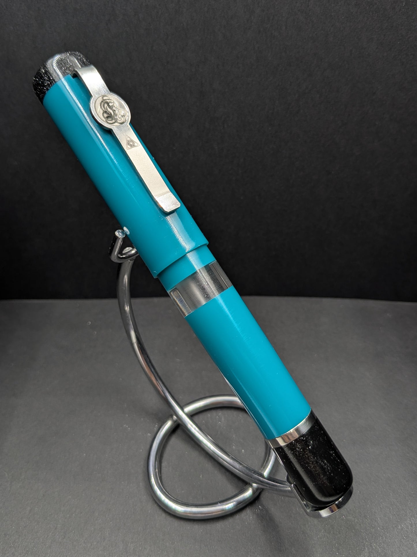 B46 - König - Teal with Black Trim (Piston Filler)