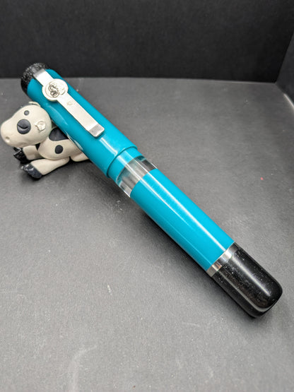 B46 - König - Teal with Black Trim (Piston Filler)