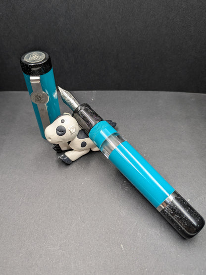 B46 - König - Teal with Black Trim (Piston Filler)