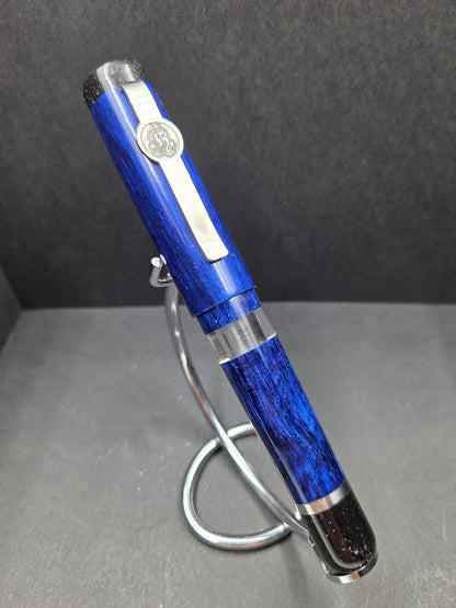 B46 - König - Sapphire blue w/black Trim