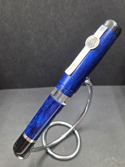 B46 - König - Sapphire blue w/black Trim