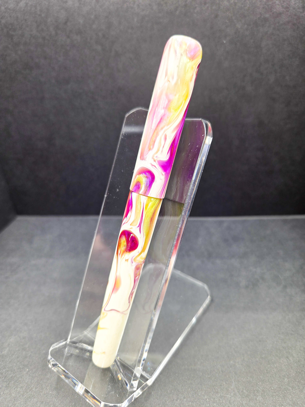 B14 -  Erste - Brooks - Water Lilly Koi