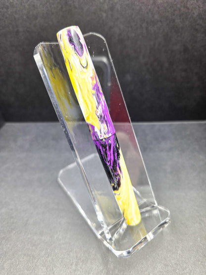 F14 - Taschenstift - Fountain Telling - Assume Nothing