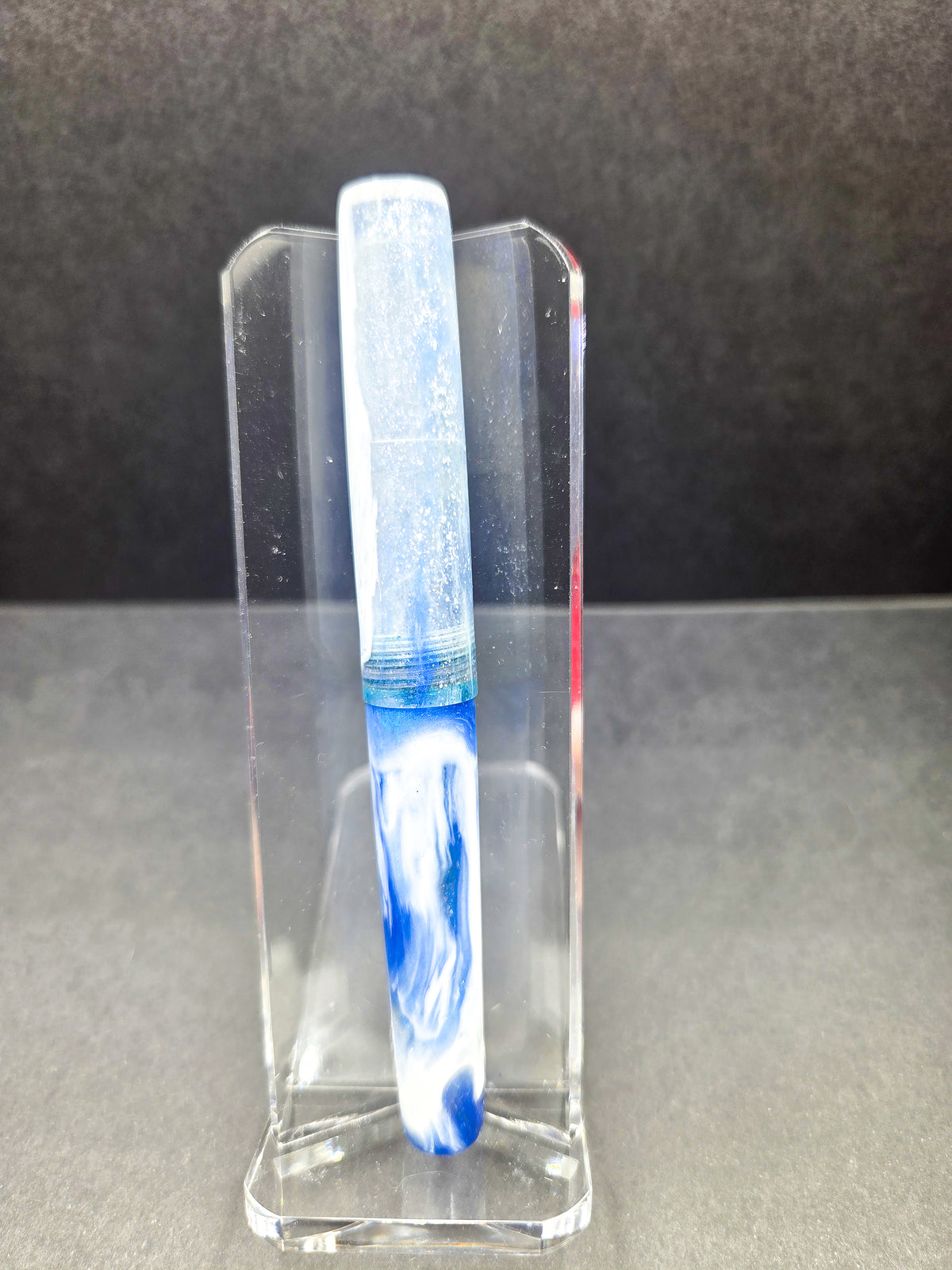 F14 - Taschenstift - Unknown Resin - white, blue, silver