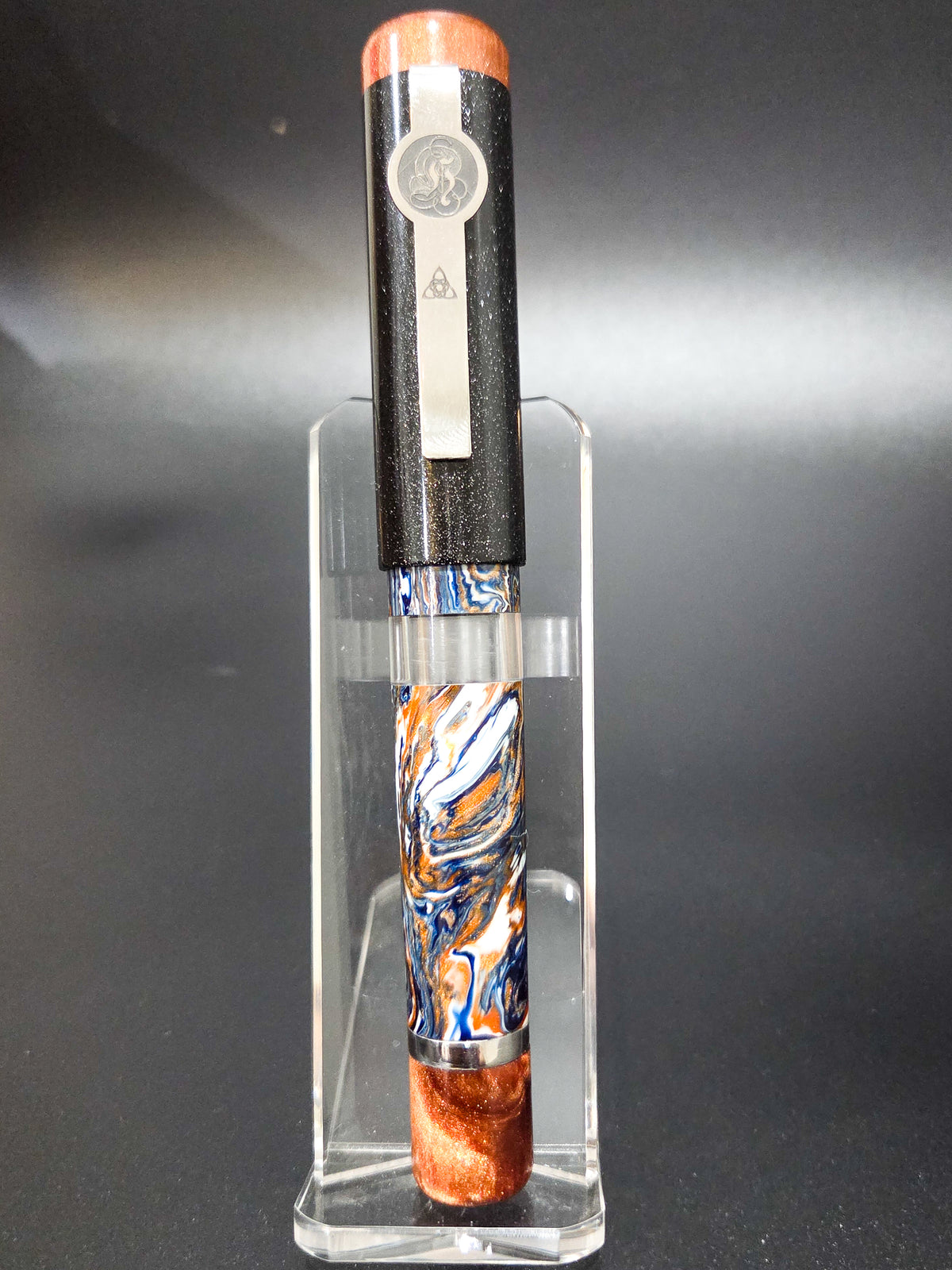 B46 - König - Tiger Pride - Piston Filler - Bronze accents