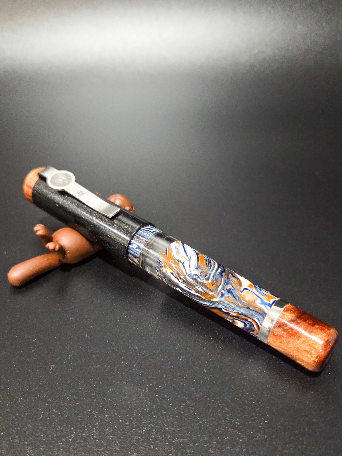 B46 - König - Tiger Pride - Piston Filler - Bronze accents