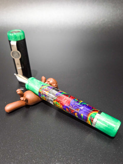 B46 - König - Carnival - Piston Filler - Light green accents