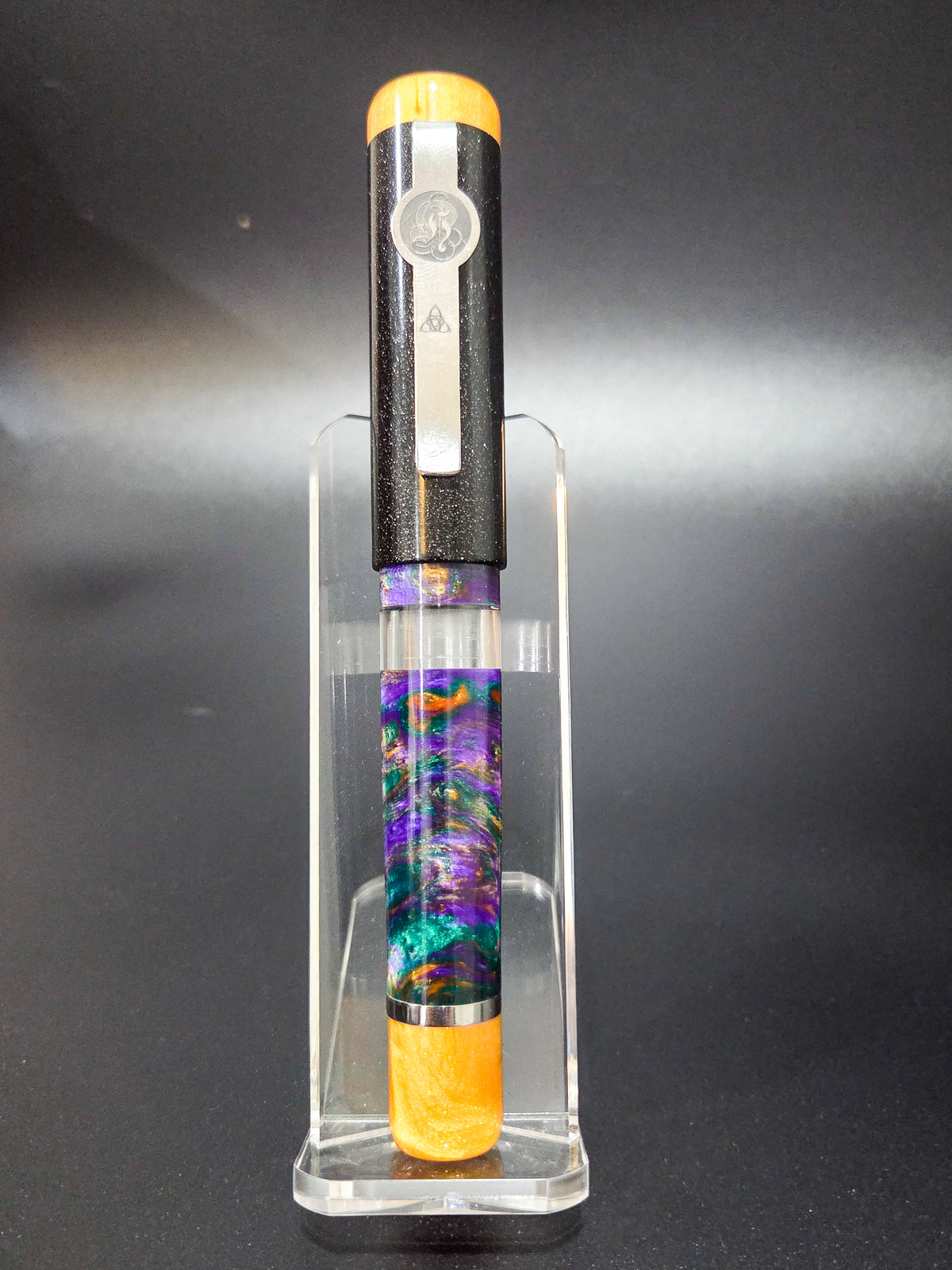B46 - König - Carnival - Piston Filler - Gold accents
