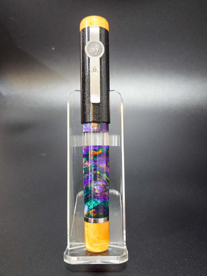 B46 - König - Carnival - Piston Filler - Gold accents