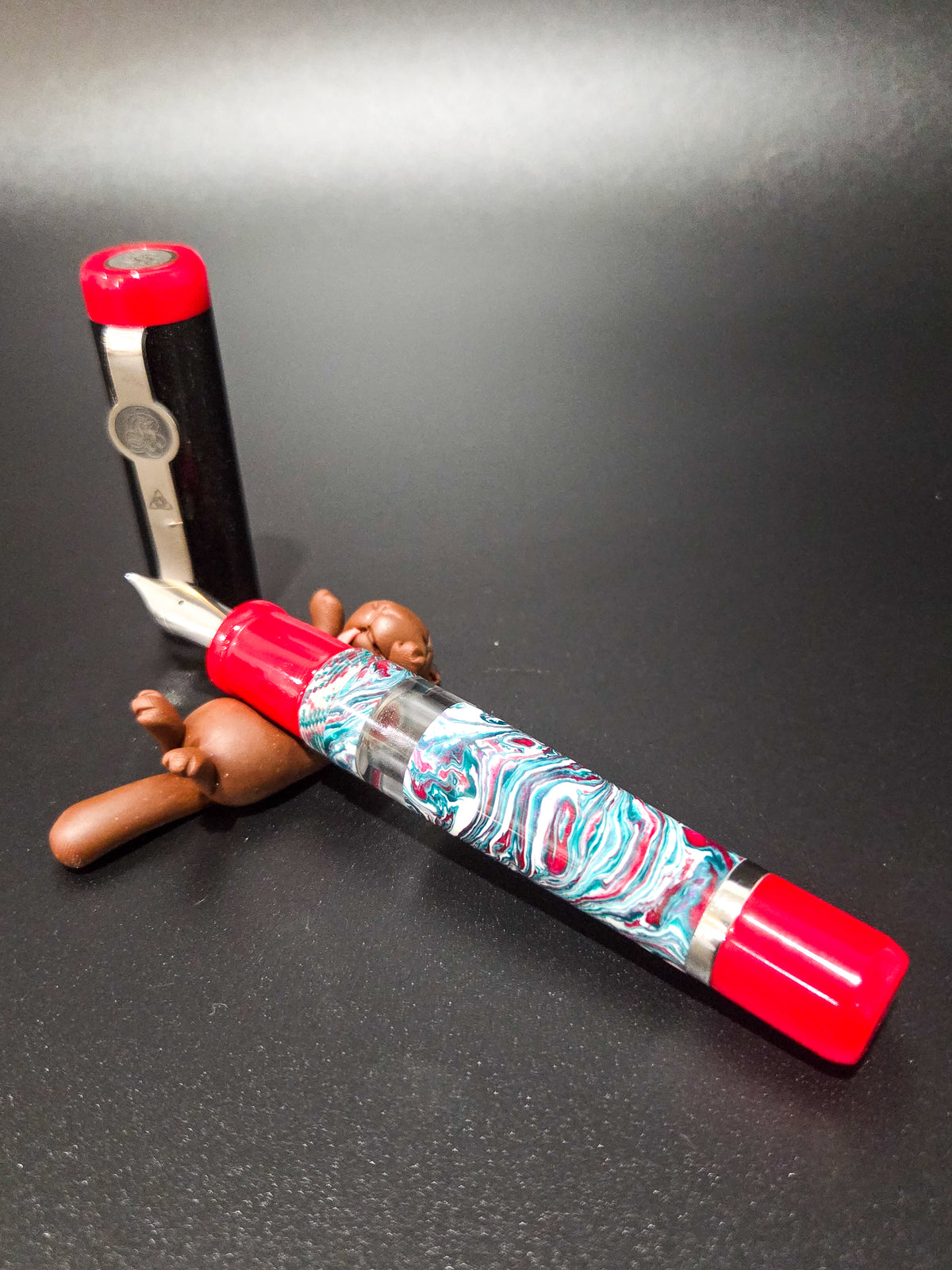 B46 - König - Wild Orchid - Red Accents - Piston Filler