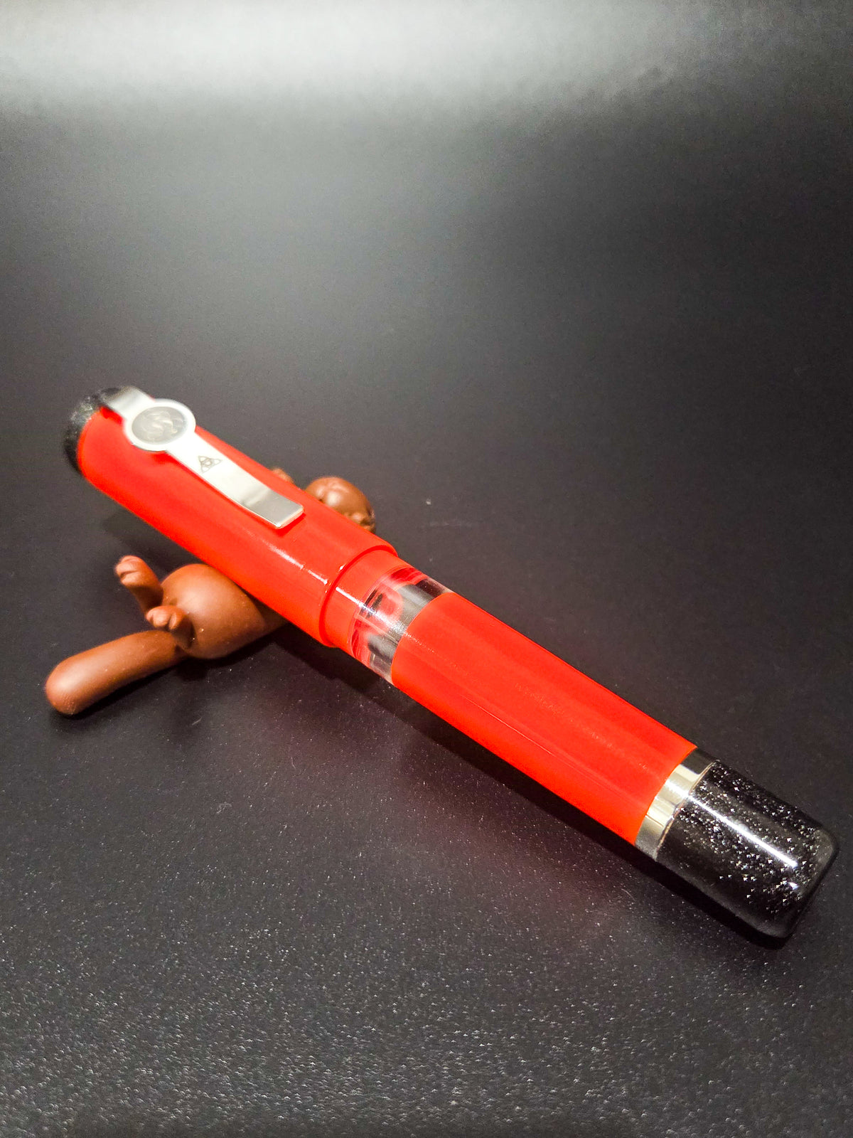 B46 - König - Orange and Black - Piston Filler