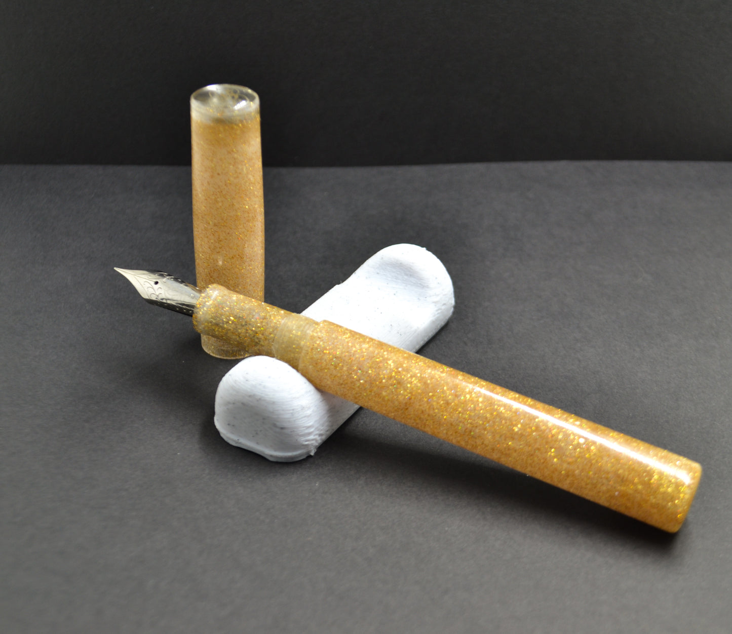 K24 - (SNR) Champagne - Pen Show After Dark (220724)