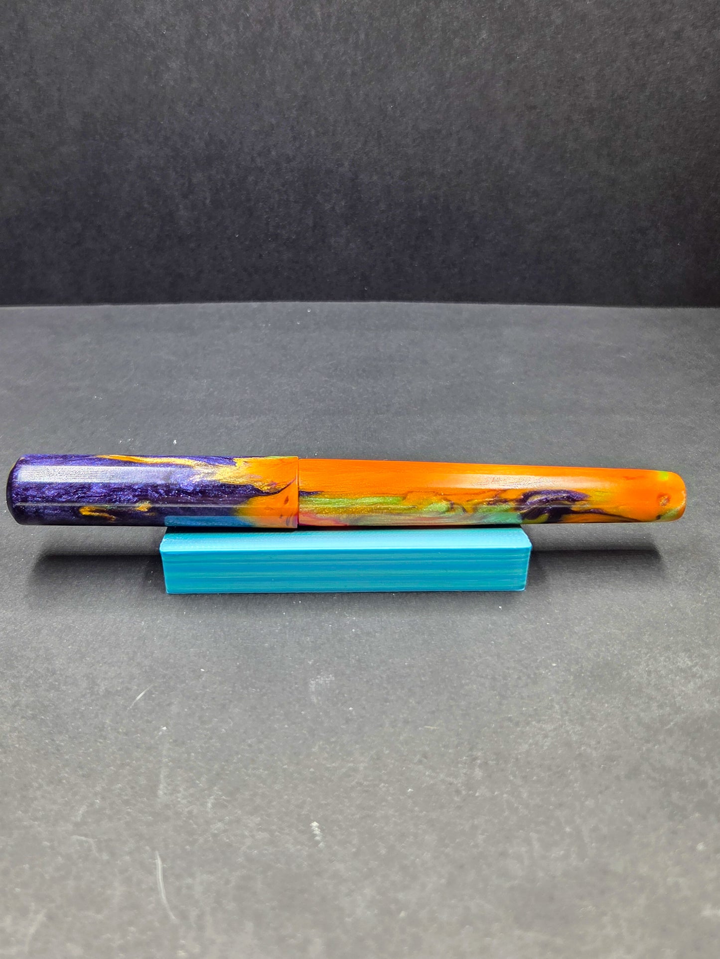 B14- (Pasquale) - Erste - Purple-Yellow-Red swirl