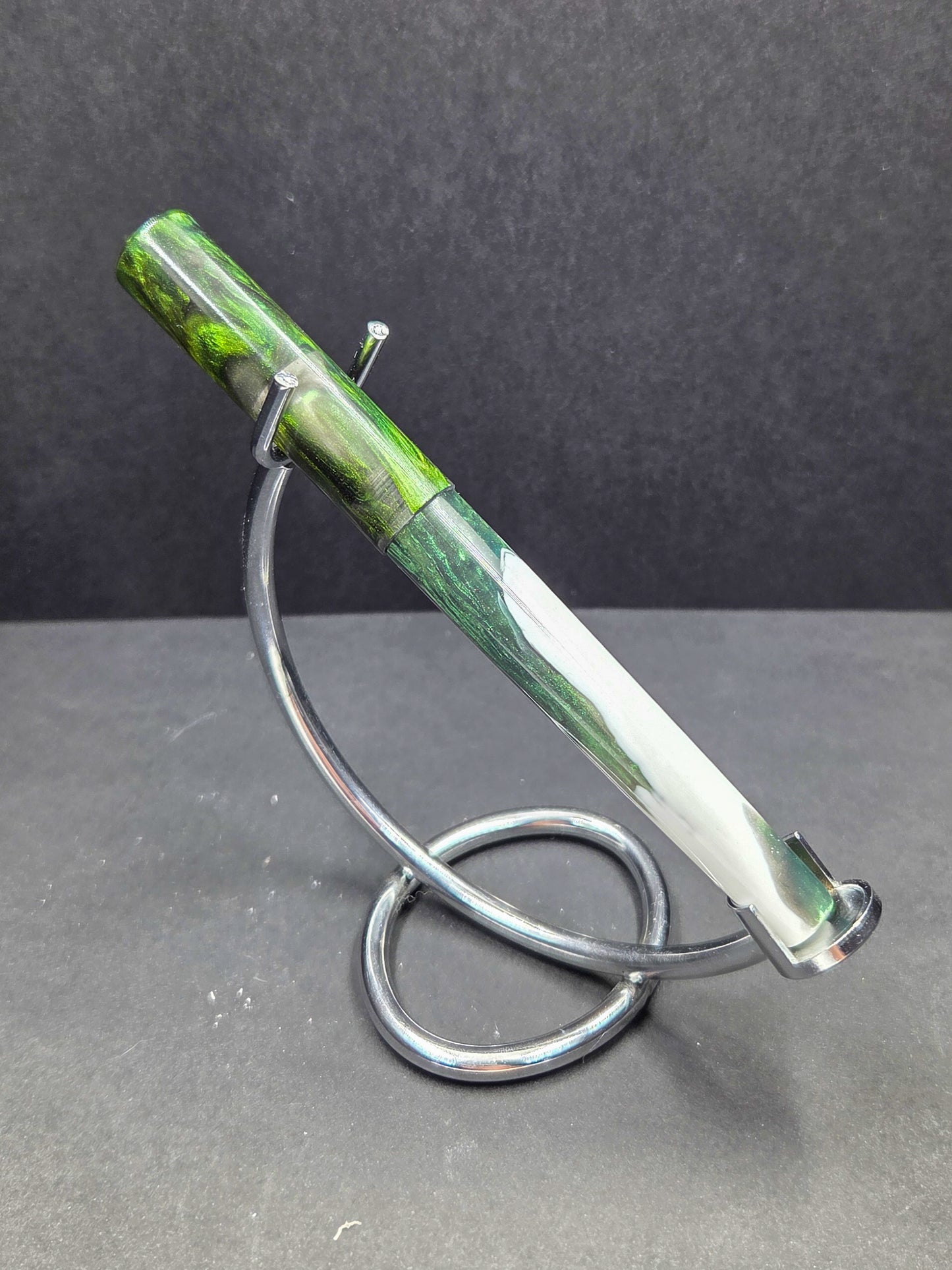 B14-  Erste - Green-white