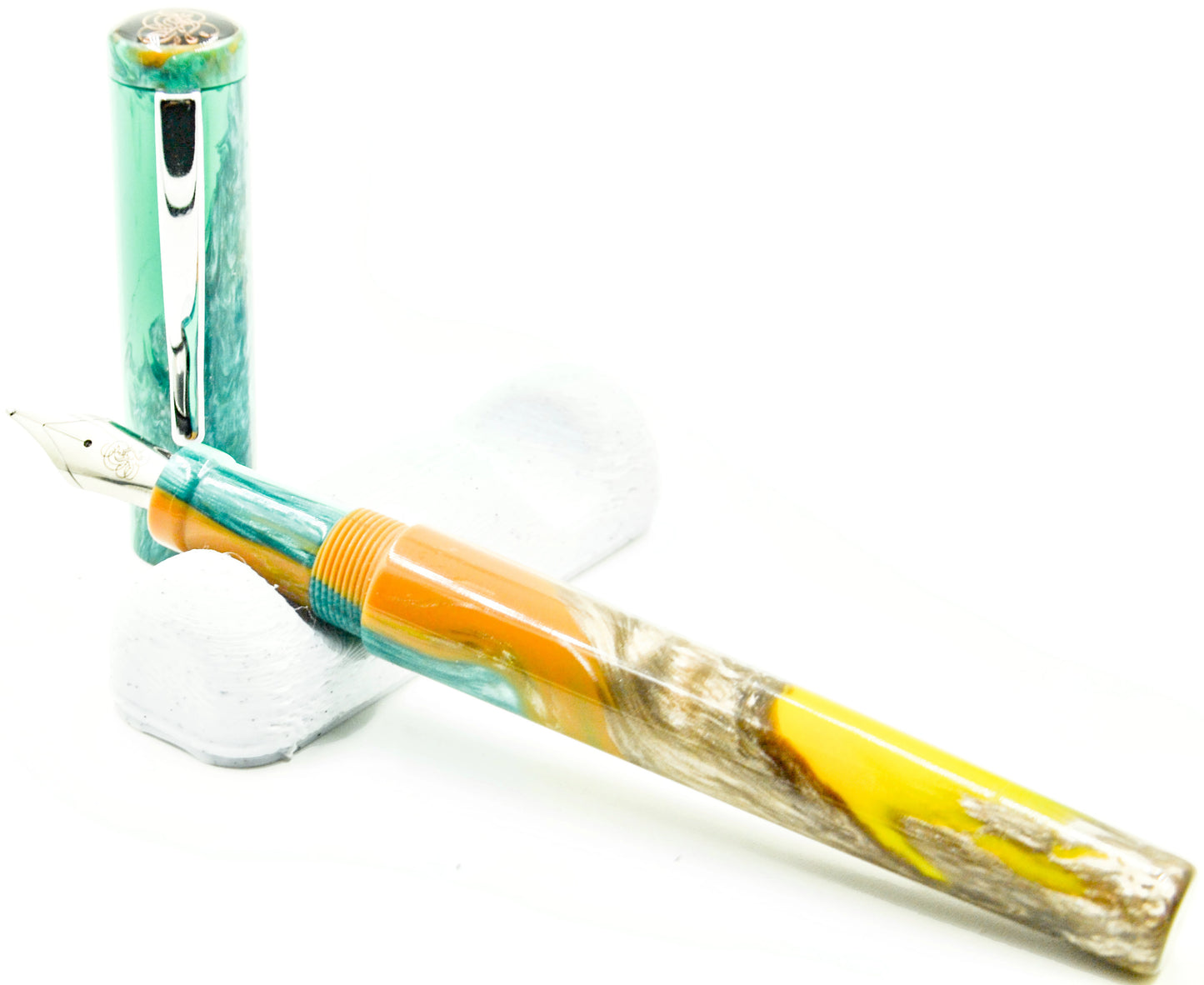 B24 - (SNR) - Costal Chic (220656)