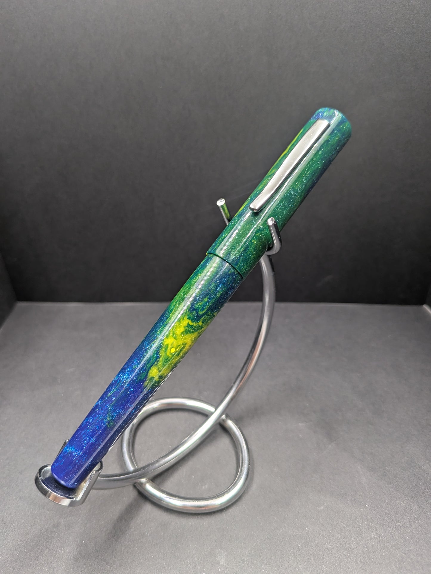 B24 - (SNR) - Maze and Blue