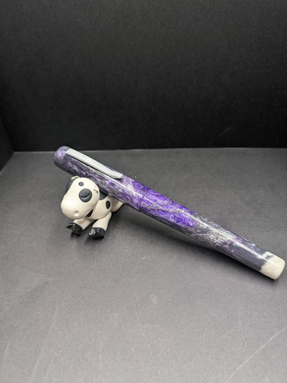 B24 - Purple and White