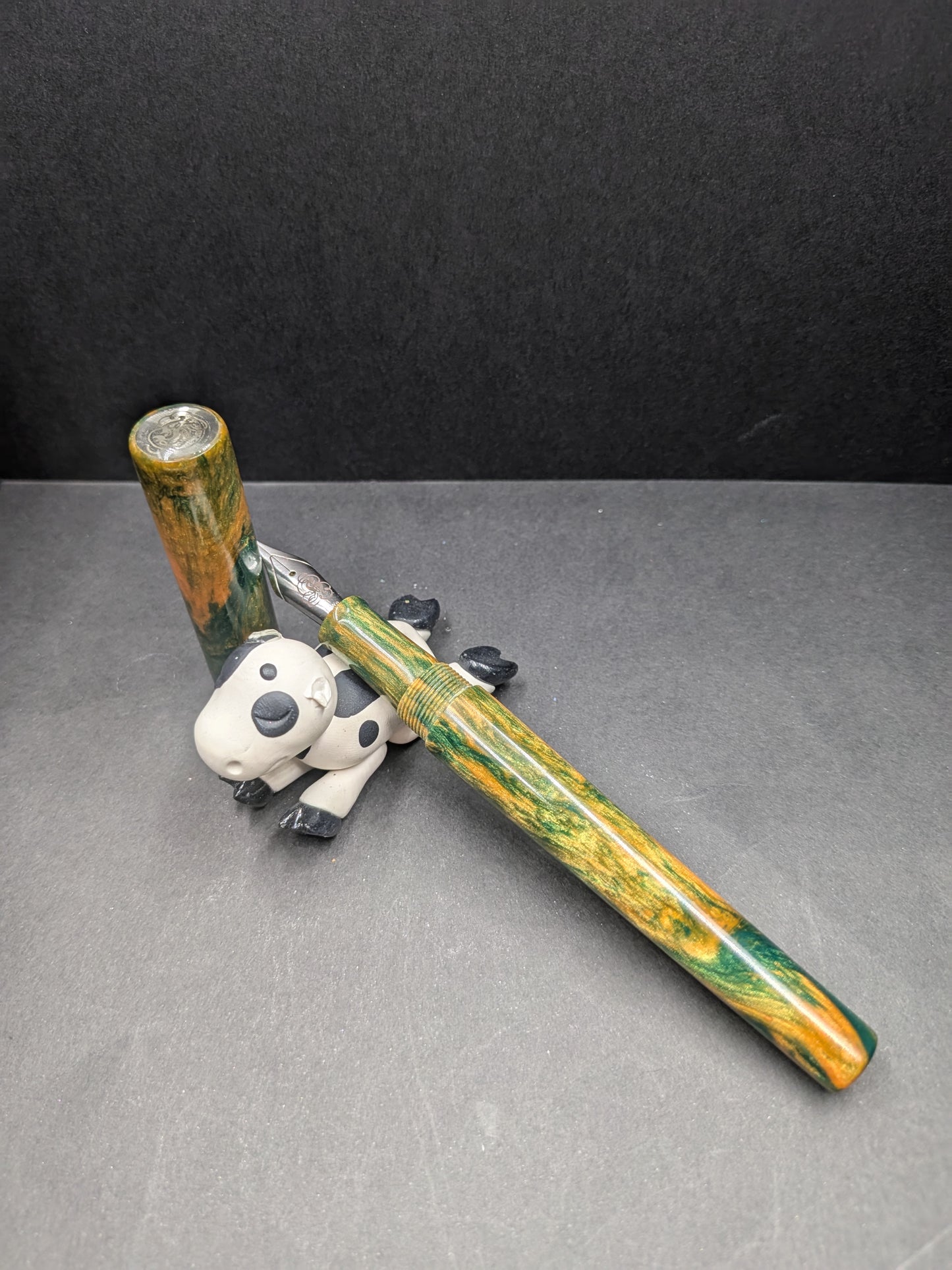 B24- (SNR)- Green and Orange