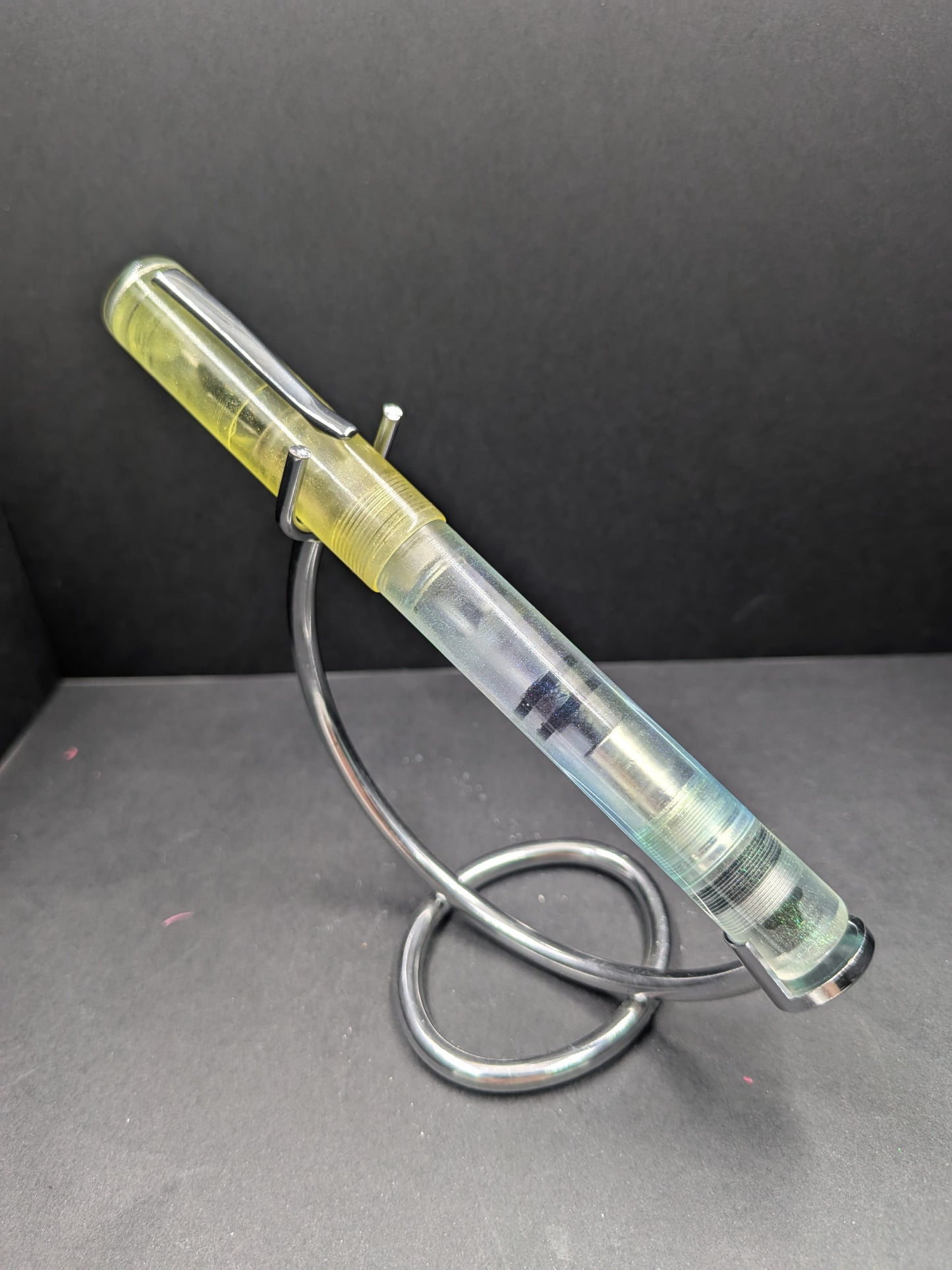 A24 - Kolbenfuller - Prisim by Pens By  Pasquale