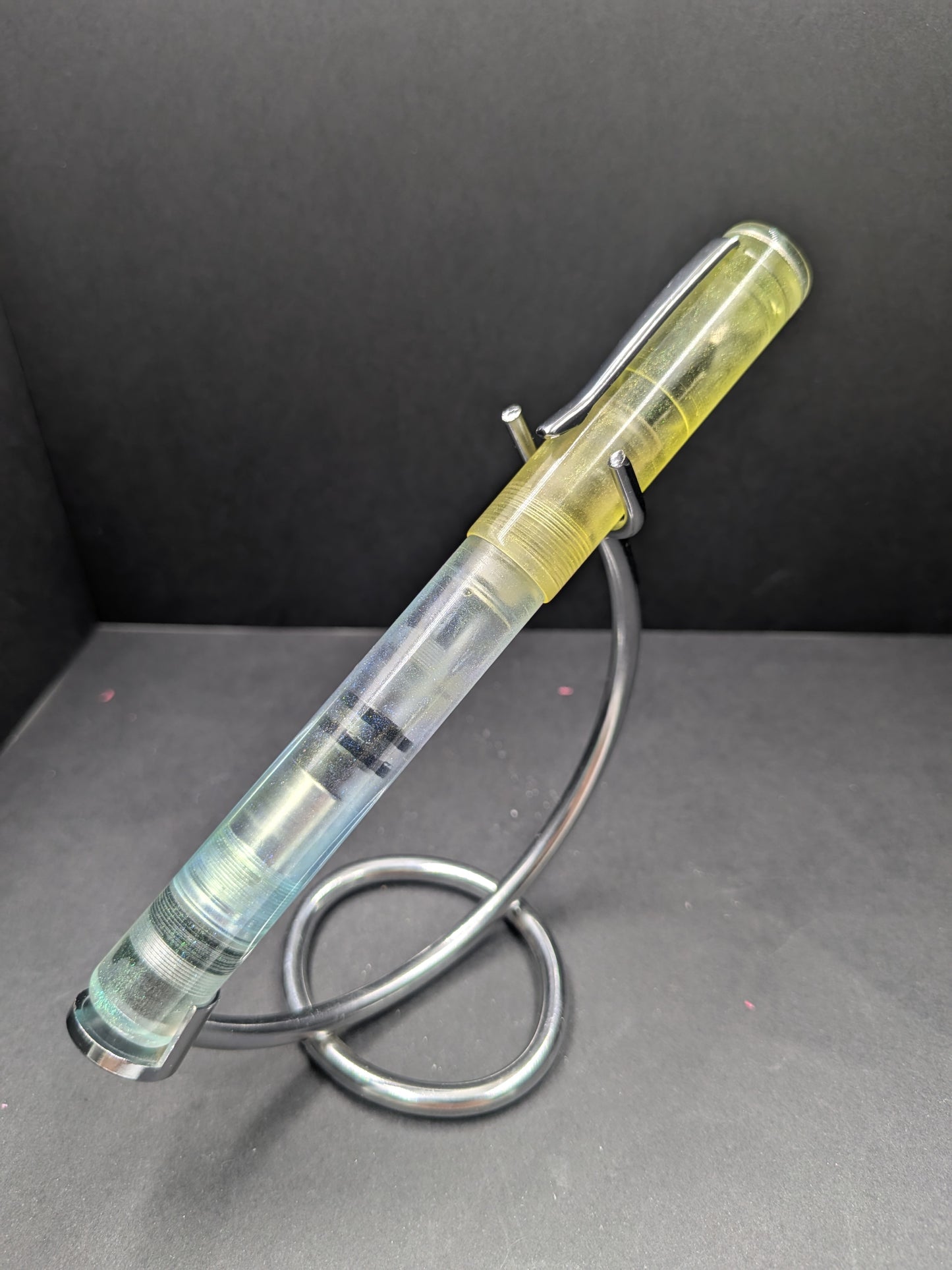 A24 - Kolbenfuller - Prisim by Pens By  Pasquale