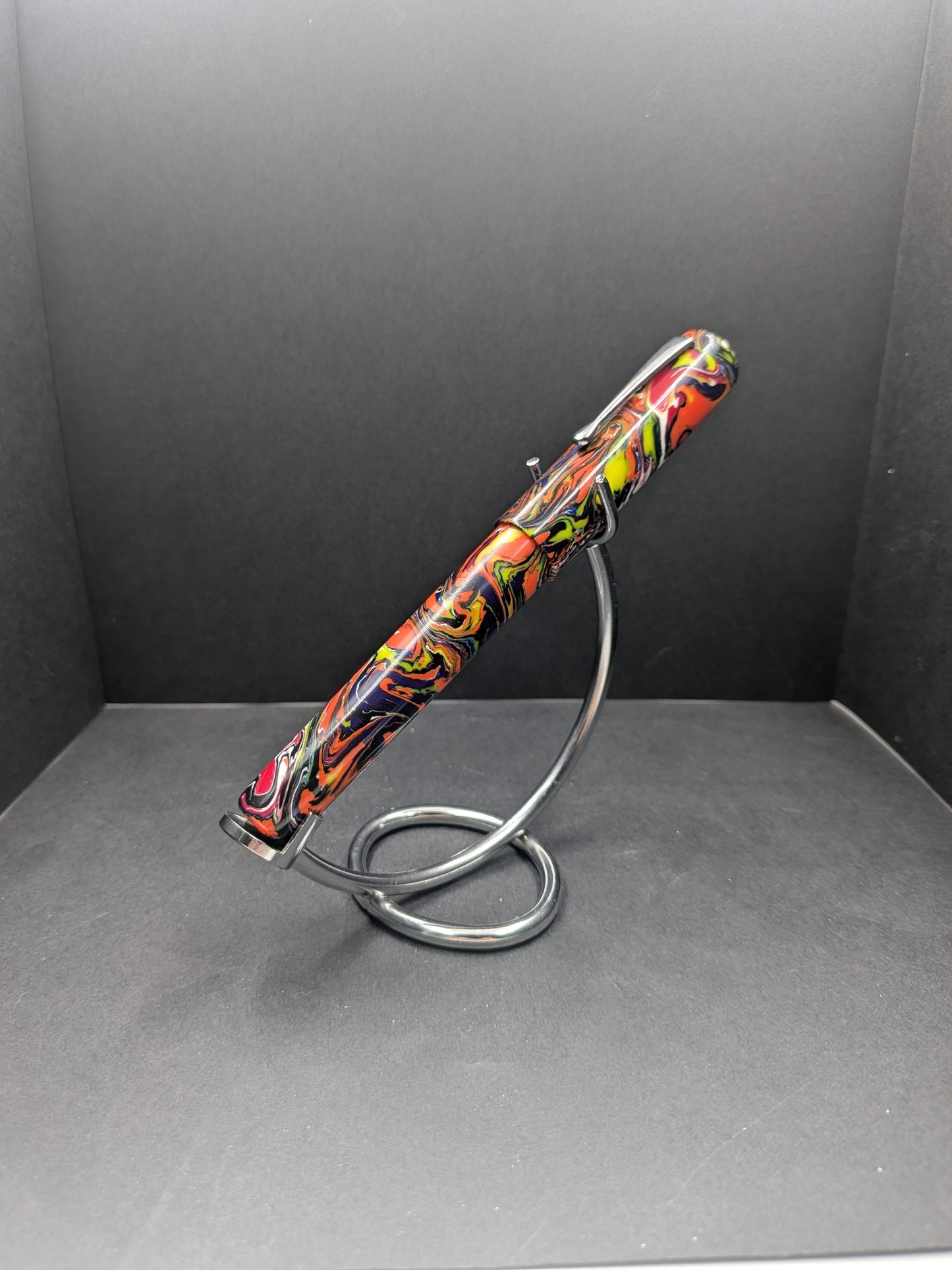 B36 - Evancio - Abstract - DivinePens