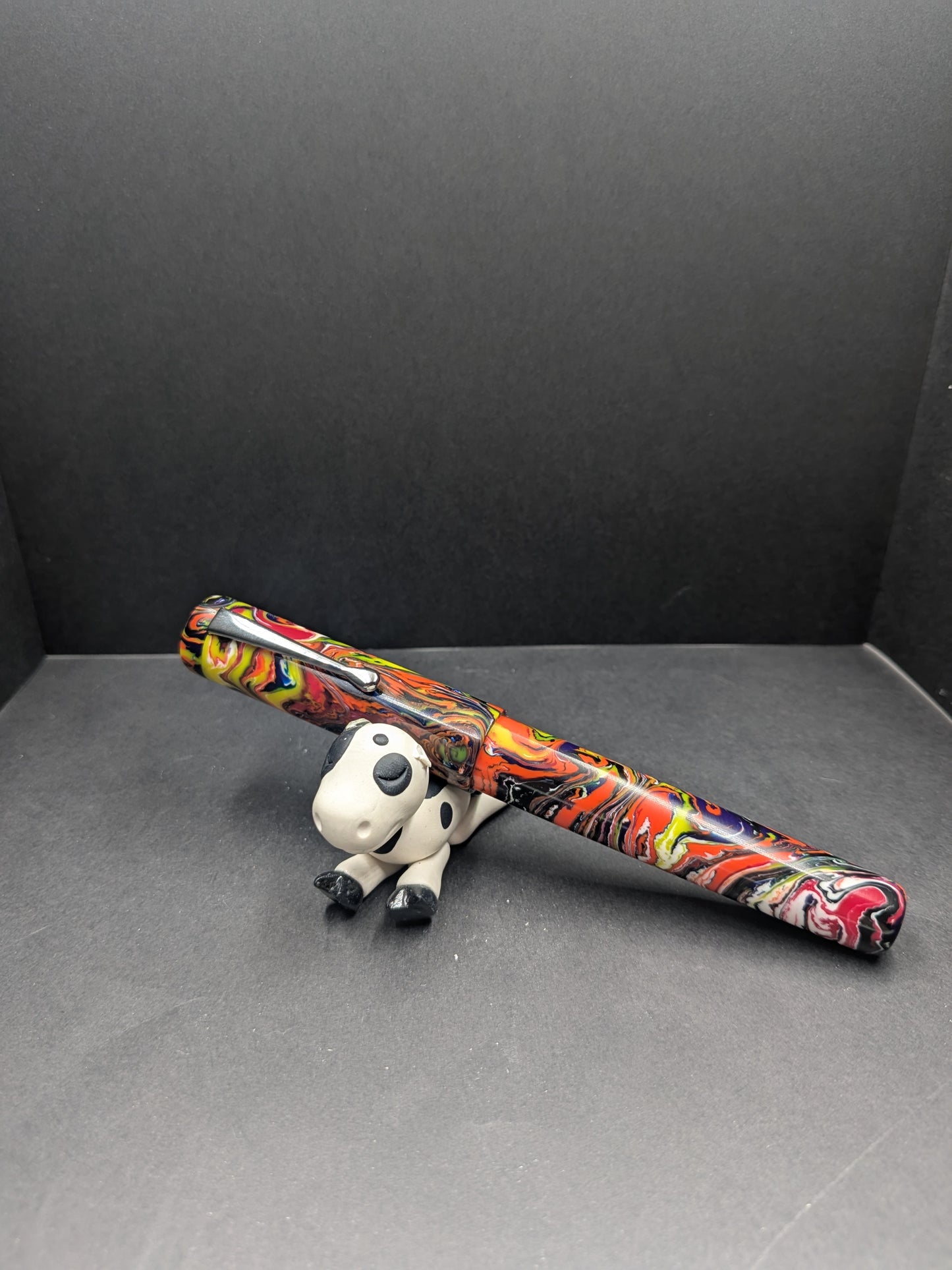 B36 - Evancio - Abstract - DivinePens