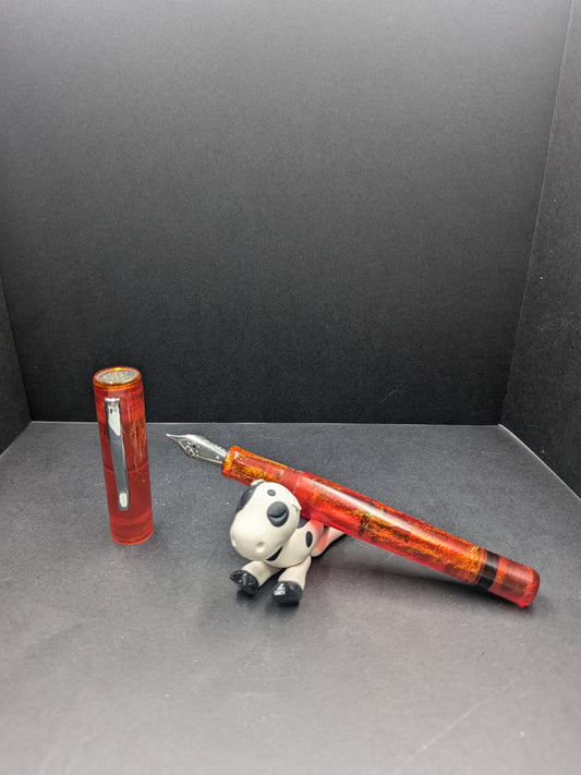 B24 - (Brooks)- Kolbenfüller - Fire Opal