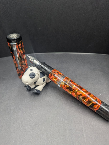 B36 - (Kolbenfüller) Halloween Cellulose Acetate - (Piston)