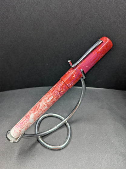 B24 - (Fountain Telling) - Lipstick Lesbian