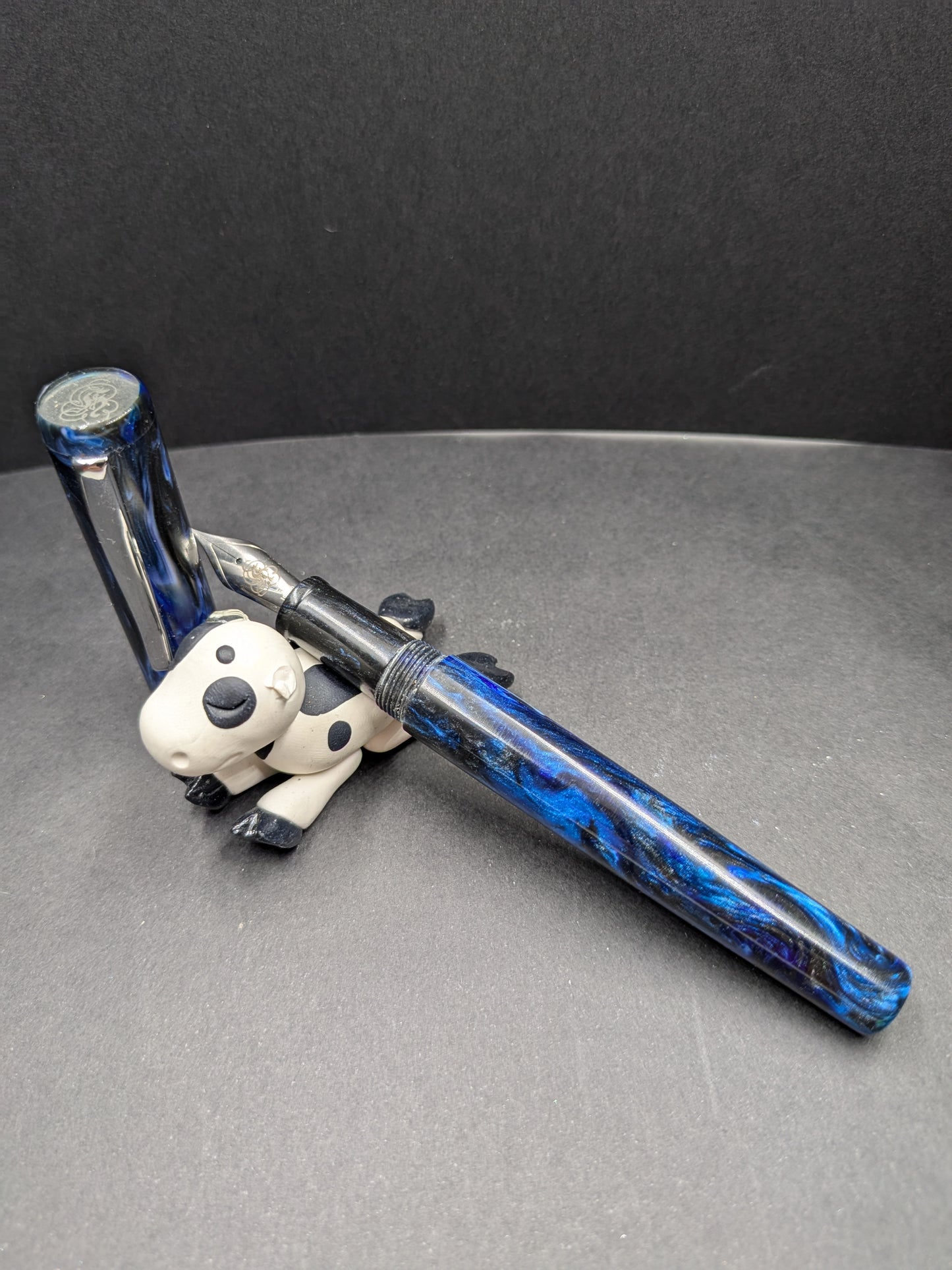 B24 - (Pasqualie) - Deep Blue Sea