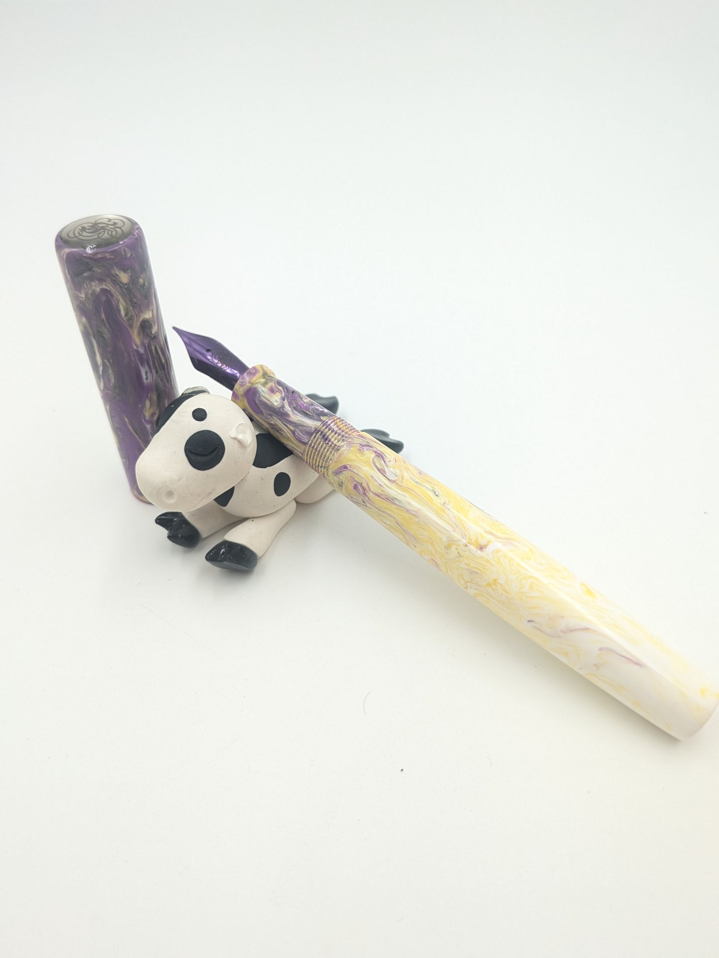 C24 - (Fountain Telling) - Lavender and Lemon