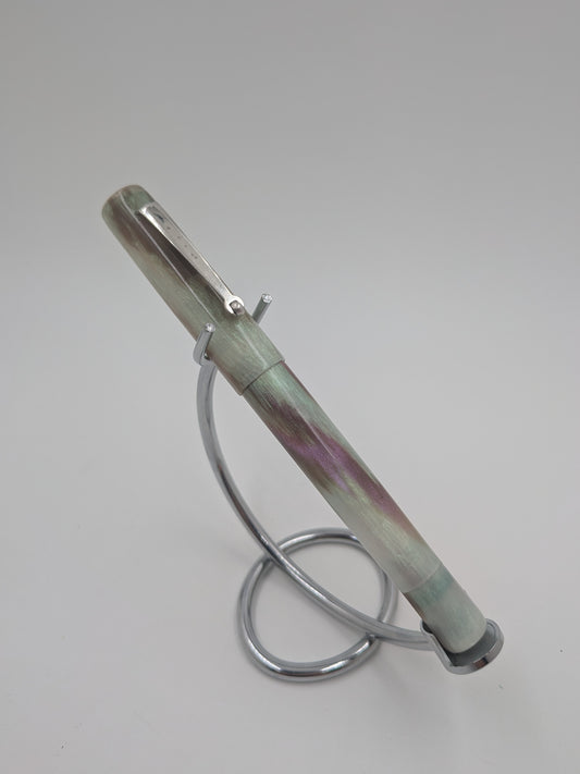 F24 - (Pourly Controlled) - Tarantula Nebula - Kolbenfüller