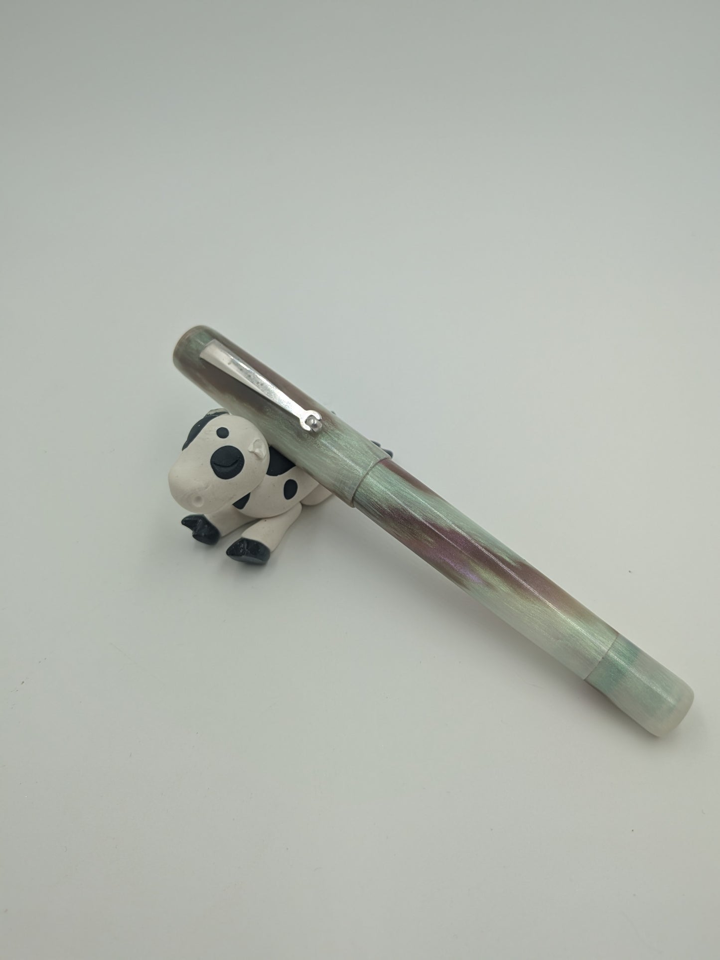 F24 - (Pourly Controlled) - Tarantula Nebula - Kolbenfüller