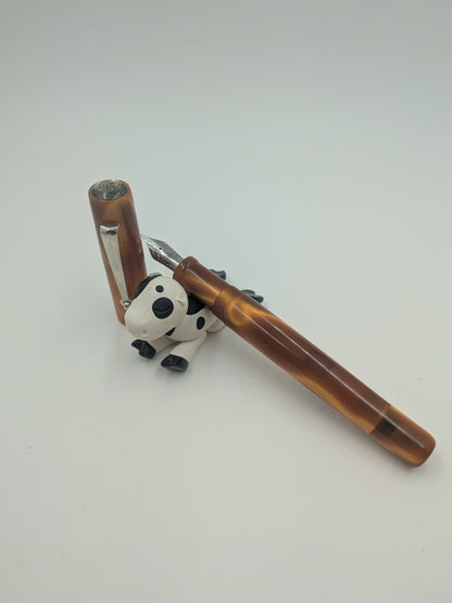 F24 - (Pourly Controlled) - Analemma - Kolbenfüller