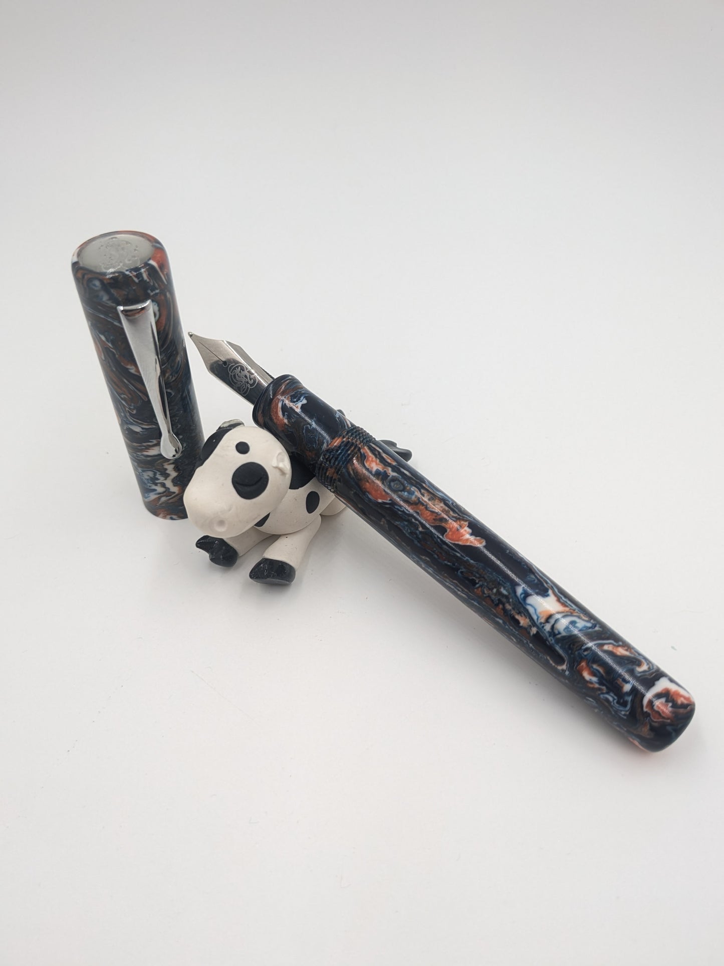 B36 - (DivinePens) - Evancio - Tiger Pride