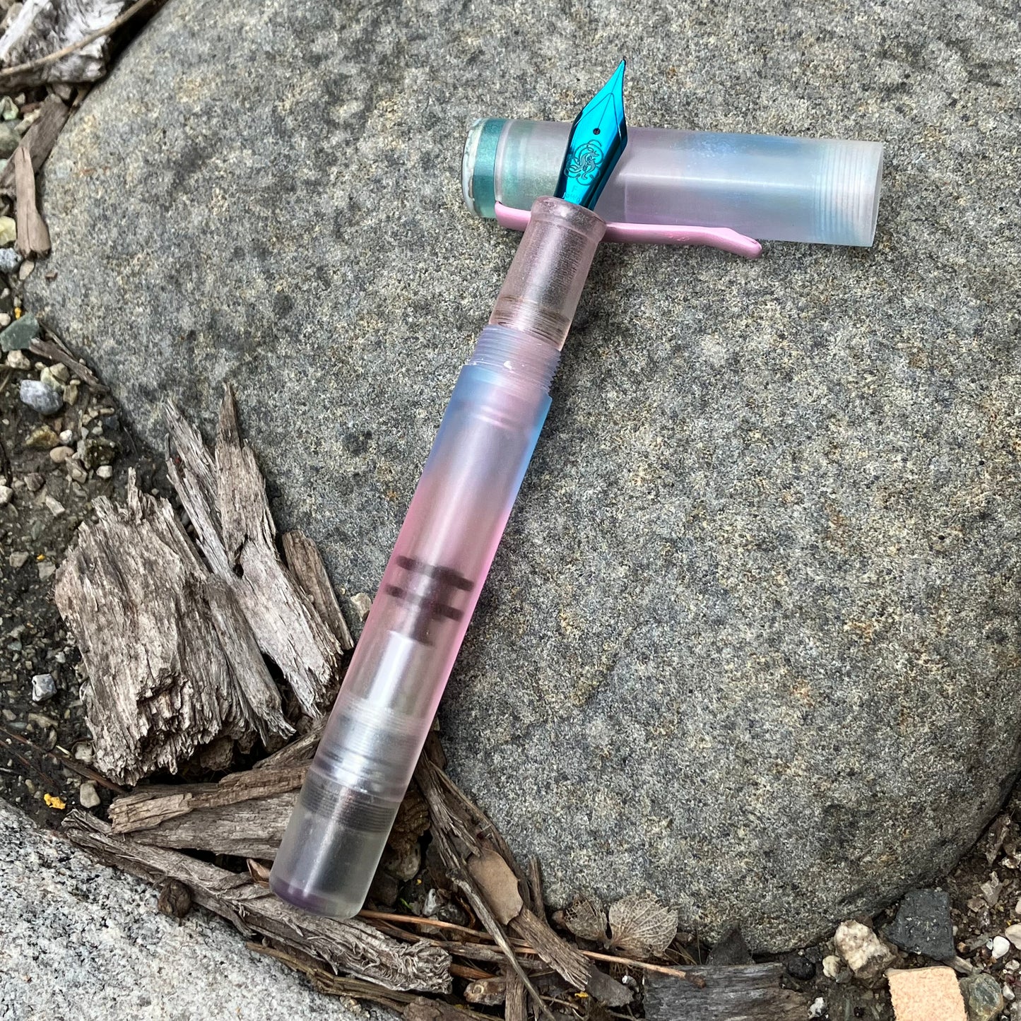 A24 - Kolbenfuller - Prisim by Pens By  Pasquale