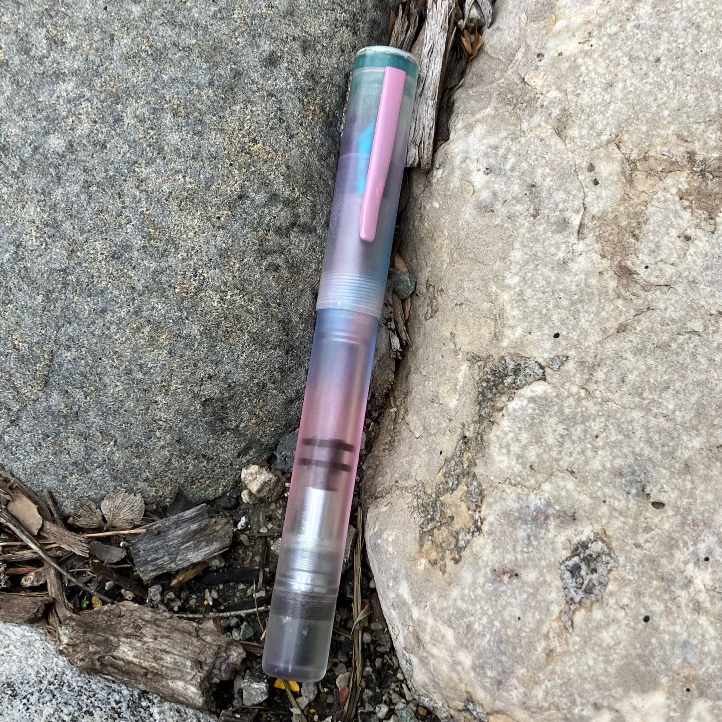 A24 - Kolbenfuller - Prisim by Pens By  Pasquale