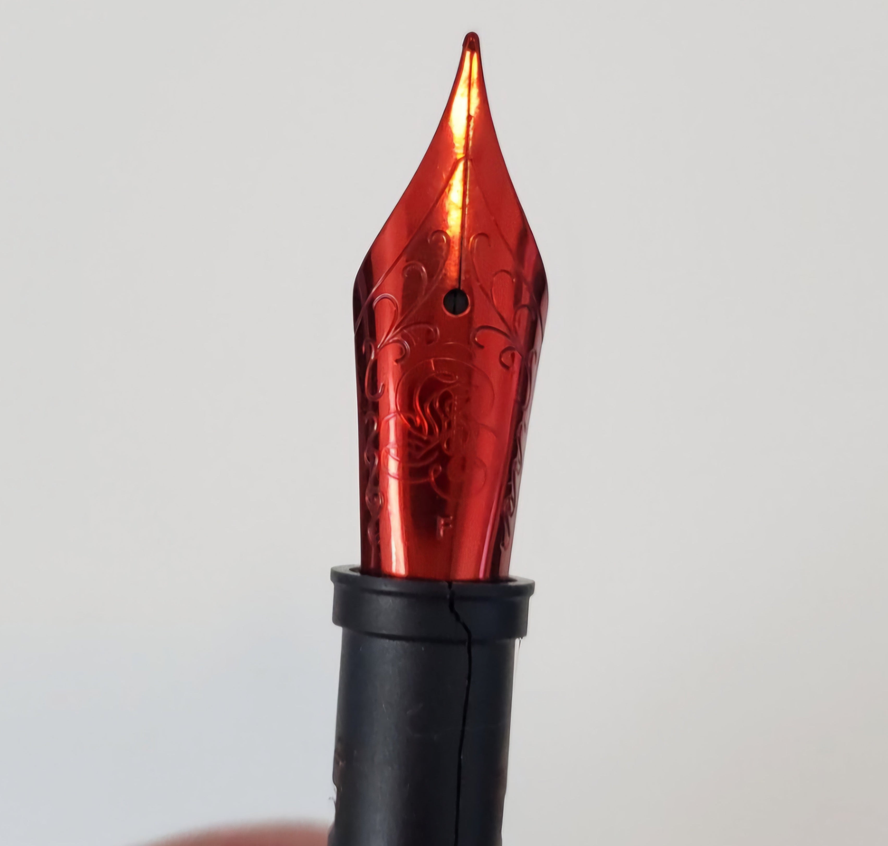 Jowo #6 Nib and Housing – Hinze Pen Company